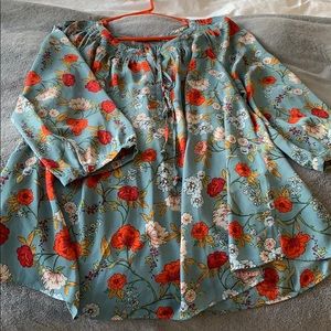 Floral 3/4 Top